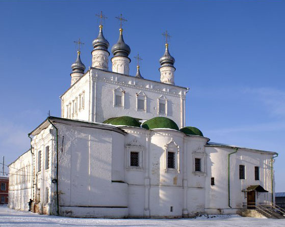 Трапезная палата и Всехсвятская церковь